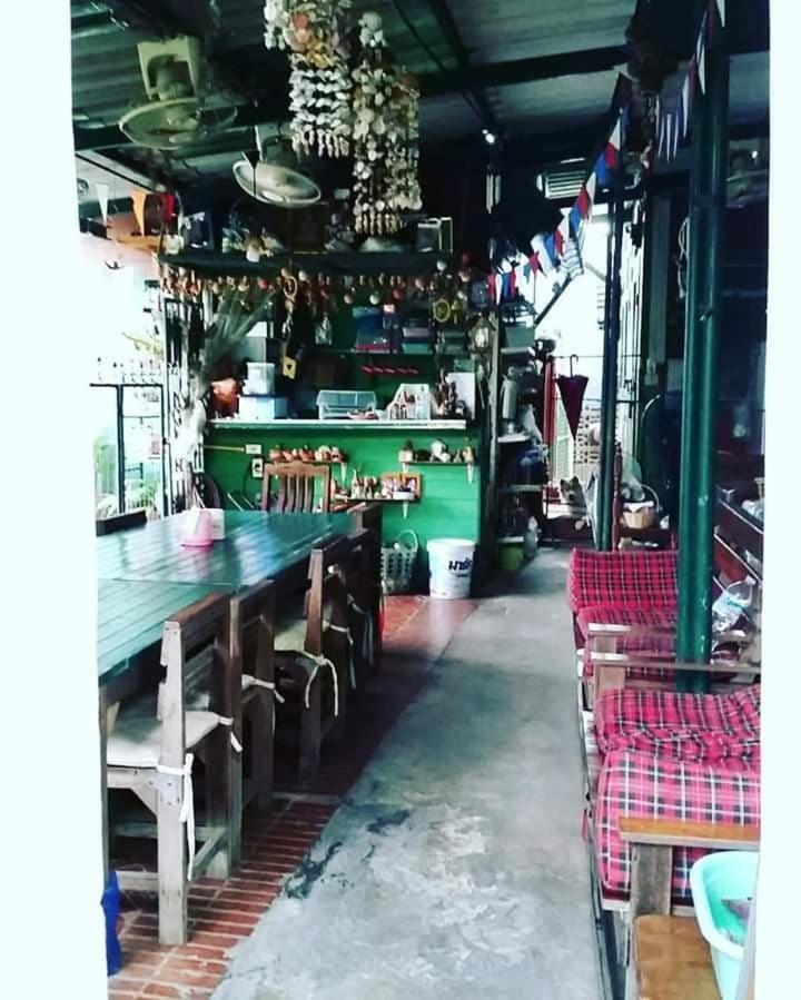 San Sook Place Phra Nakhon Si Ayutthaya Buitenkant foto